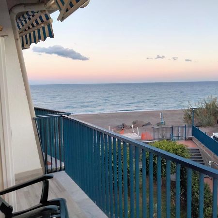 Seaside Villa Giardini Naxos Dış mekan fotoğraf