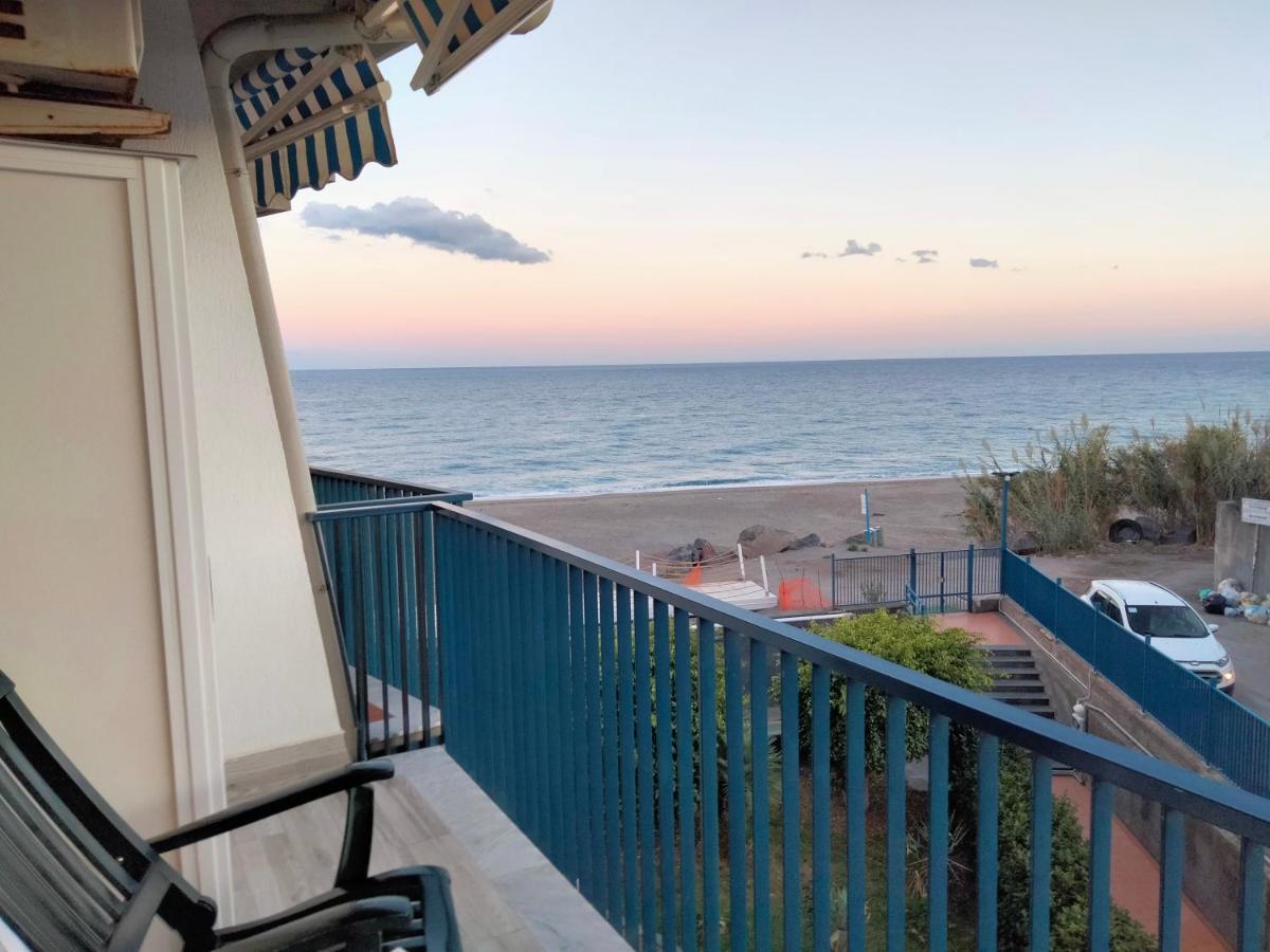 Seaside Villa Giardini Naxos Dış mekan fotoğraf